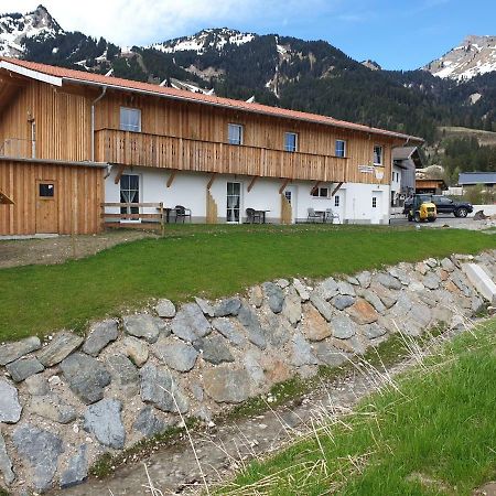 Gaestehaus Am Hahnenkamm Reutte Eksteriør billede